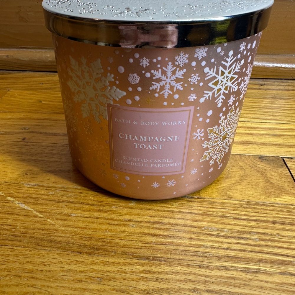 Bath & Body Works Champagne Toast Candle
